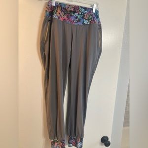 Youer Follow Through Pant